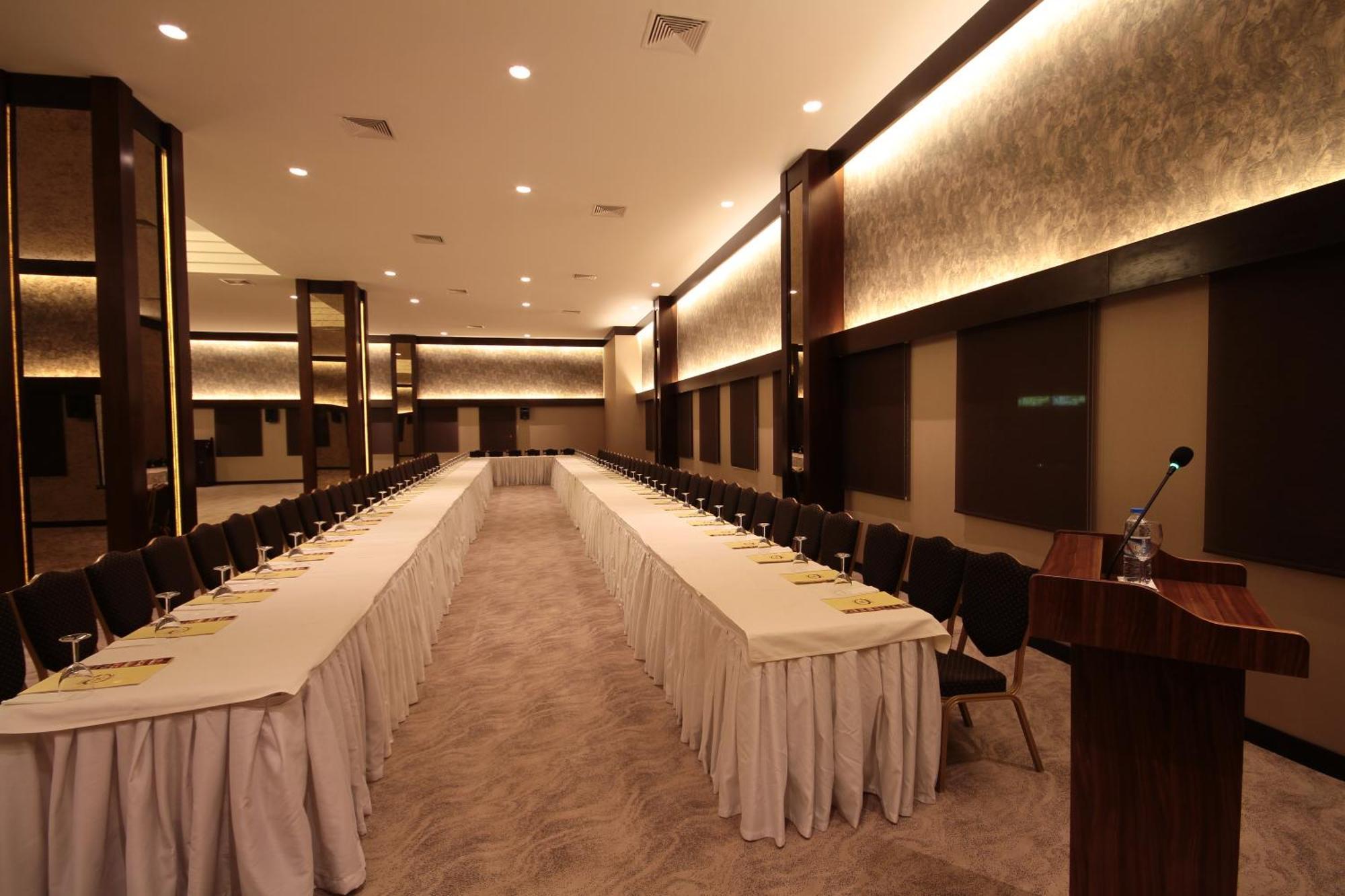 Grand Hotel Gaziantep Exterior foto